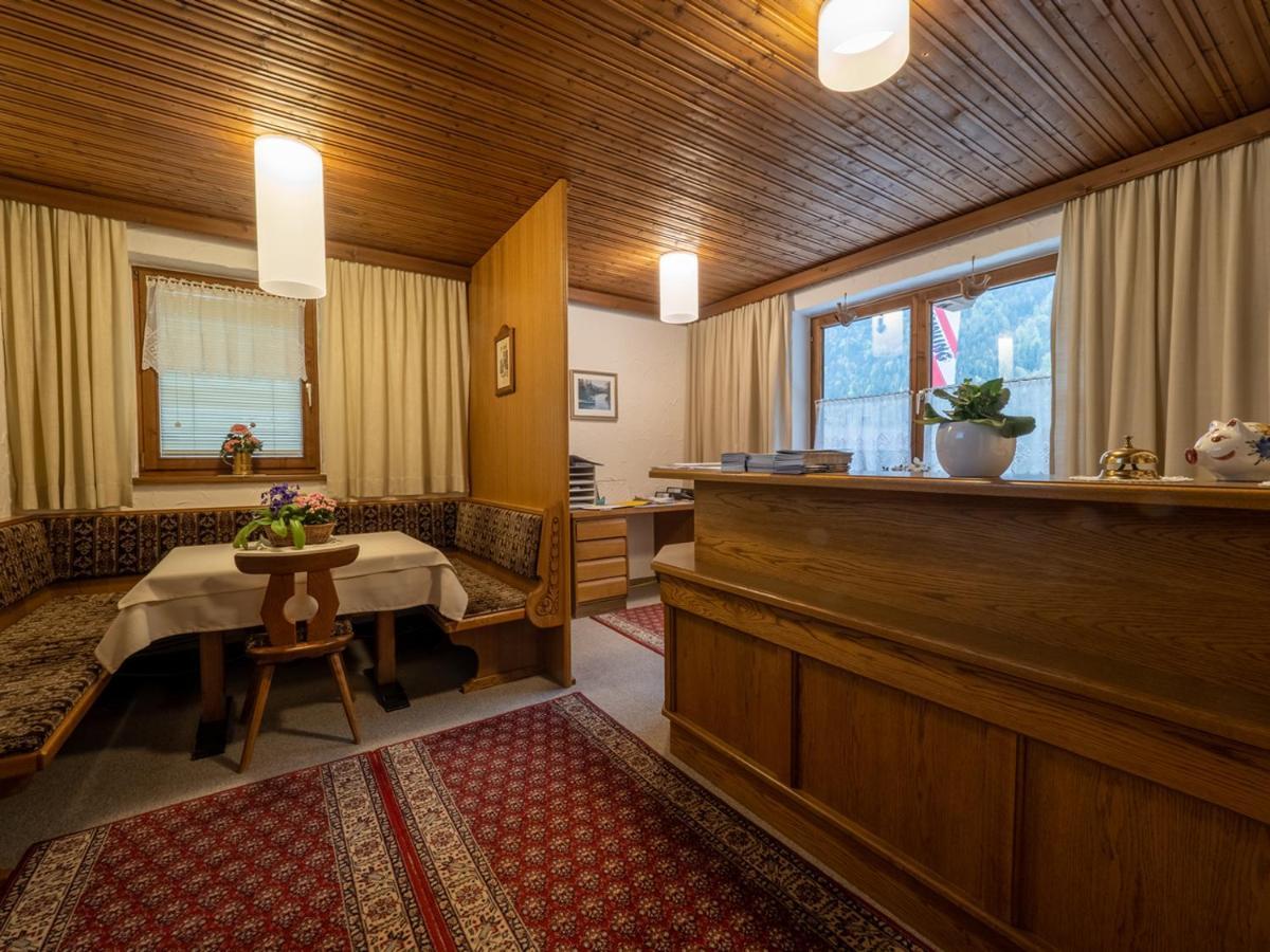 Brandtnerhof Betriebe Aparthotel Waidring Buitenkant foto