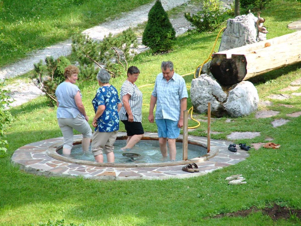 Brandtnerhof Betriebe Aparthotel Waidring Buitenkant foto