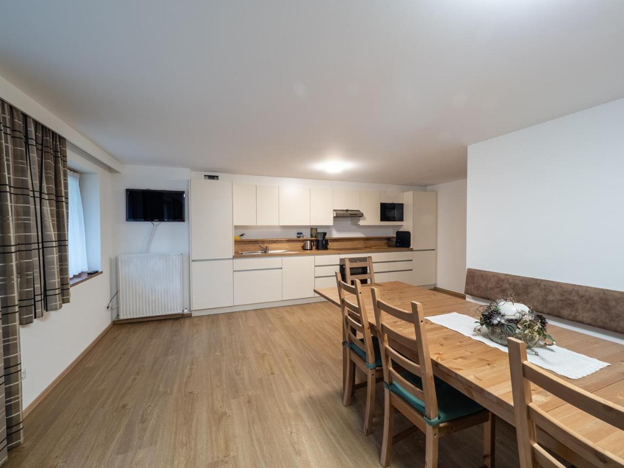 Brandtnerhof Betriebe Aparthotel Waidring Kamer foto